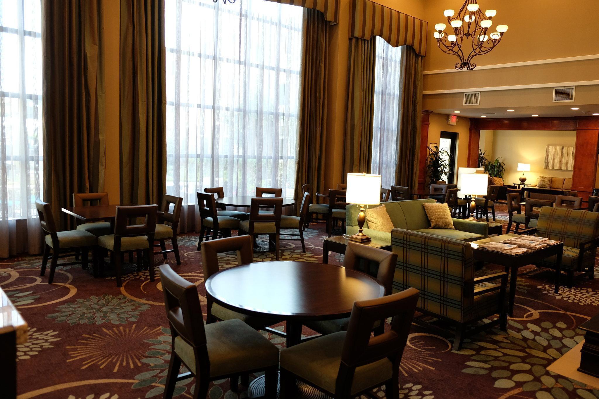 สเตย์บริดจ์ สวีท เออร์ไวน์ อีสต์/เลค ฟอเรสต์ Hotel เลคฟอเรสต์ ภายนอก รูปภาพ